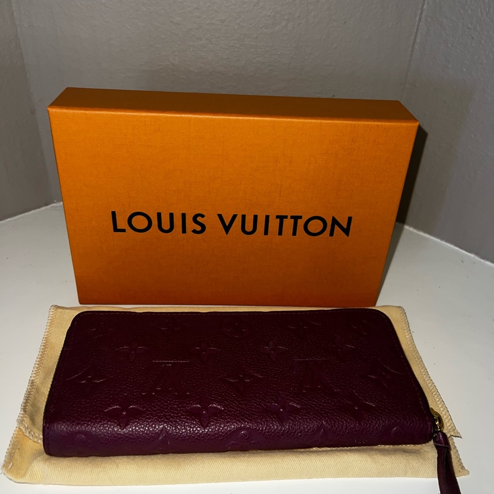 Louis Vuitton Clemence Wallet - Picture 13 of 16